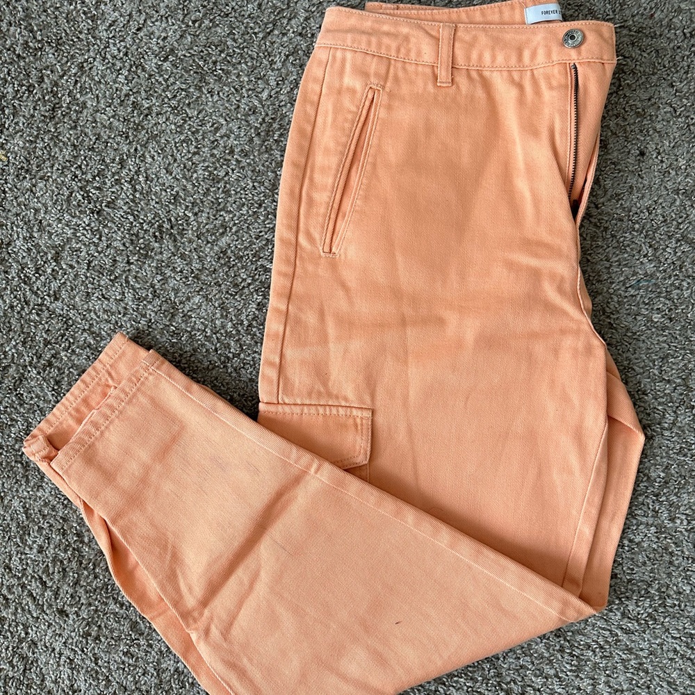 Forever 21 cropped jeans size 30
